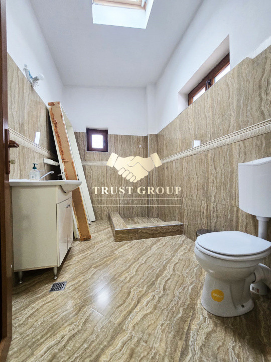  5 camere langa piata  Domenii Vila eleganta