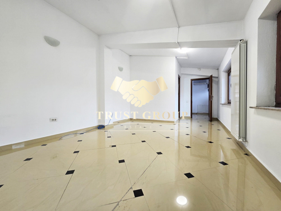  5 camere langa piata  Domenii Vila eleganta