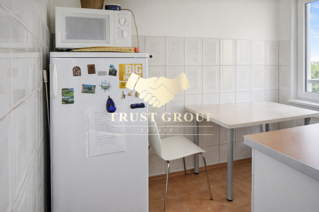 Garsoniera Piata Victoriei -Bloc reabilitat an 1991