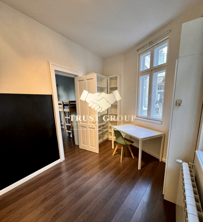 Apartament  4 camere spațios și luminos într-o vilă interbelică