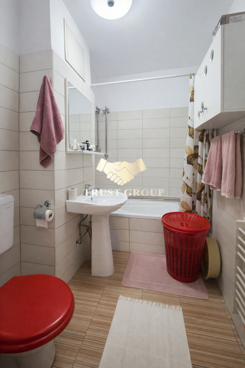 Apartament 3 camere Titulescu-Banu Manta - CENTRALA PROPRIE