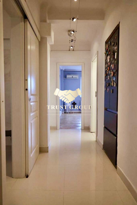 Apartament 3 Ultracentral | Complet renovat | Imobil fără risc sau urgenta 