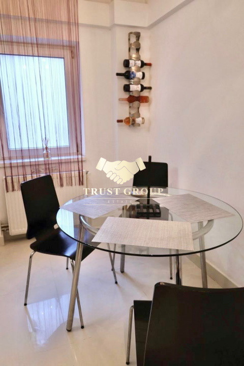 Apartament 3 Ultracentral | Complet renovat | Imobil fără risc sau urgenta 