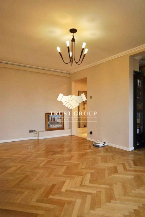 Apartament 3 Ultracentral | Complet renovat | Imobil fără risc sau urgenta 
