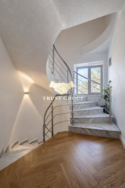 Proprietate exclusivista Iancu Nicolae Vila 700 mp cu piscina privata și curte 