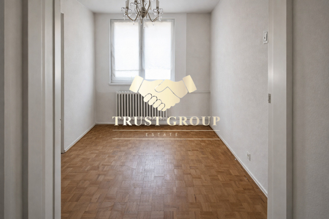 Apartament 4 camere universitate - Bloc fara risc sau urgenta