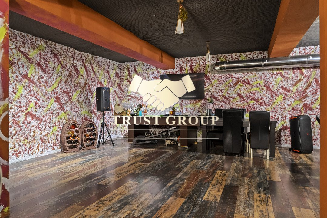  -Casa\Vila 9 Camere -  Teren de 700 mp - Ideală pentru Familii sau Businessuri