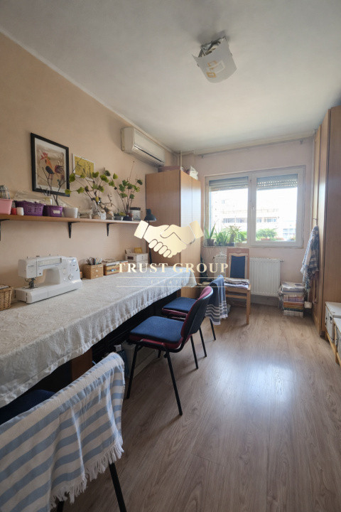 Apartament 3 camere Titulescu-Banu Manta - CENTRALA PROPRIE