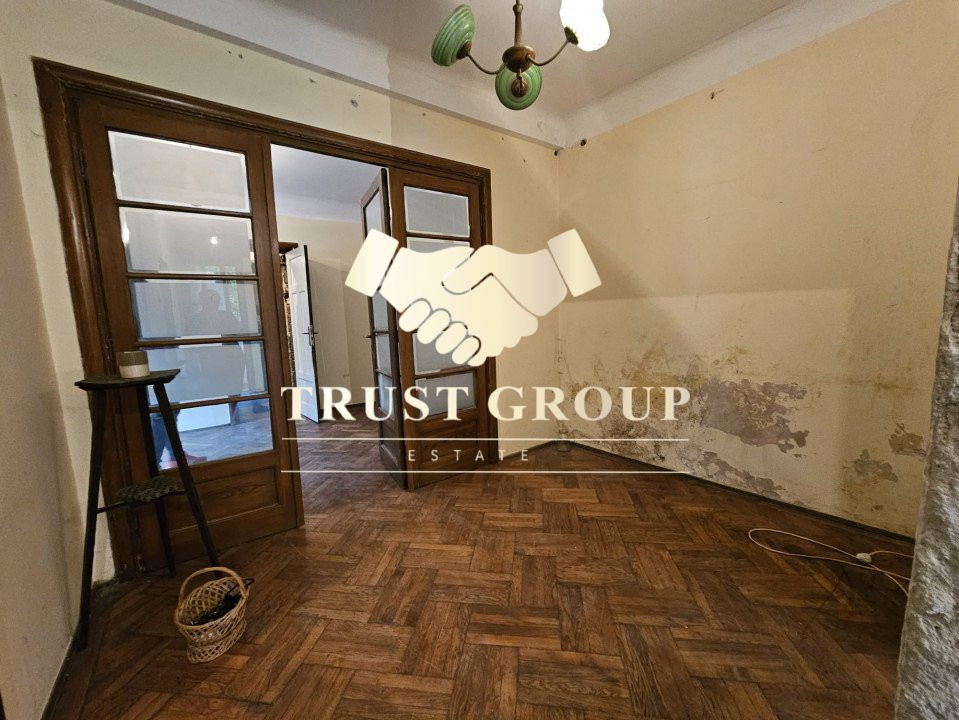 Apartament in Vilă Etaj 1 , 2 boxe, Pod Clucerului