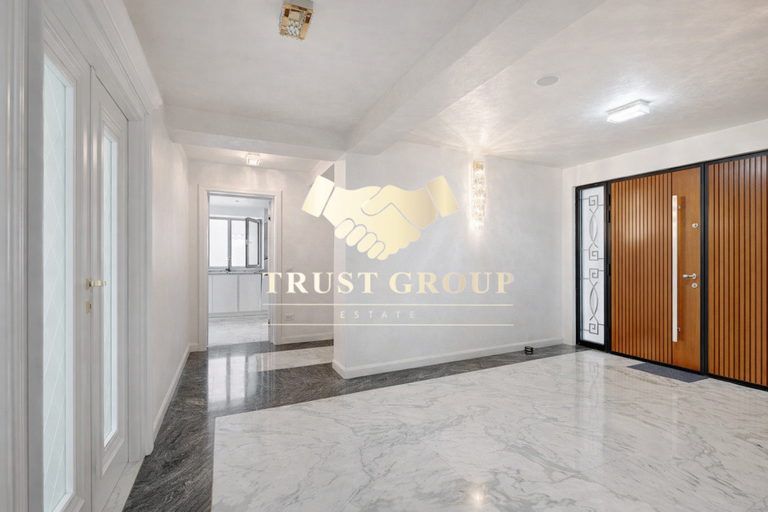 Proprietate exclusivista Iancu Nicolae Vila 700 mp cu piscina privata și curte 