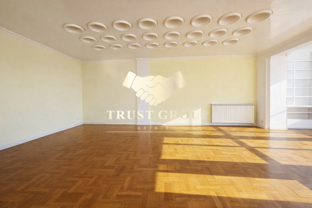 Apartament 5 camere cu terasa in parcul Cismigiu 