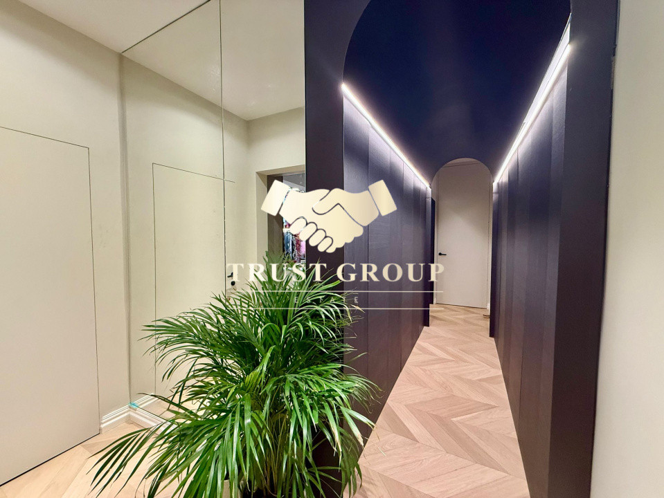 Apartament de lux cu design contemporan în vilă interbelică 