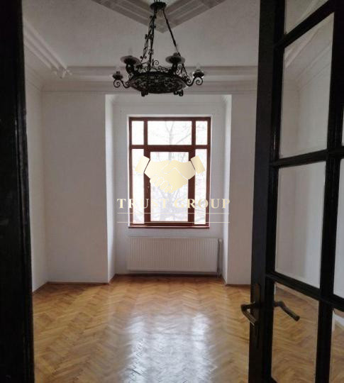 Apartament 3 camere Armenească 
