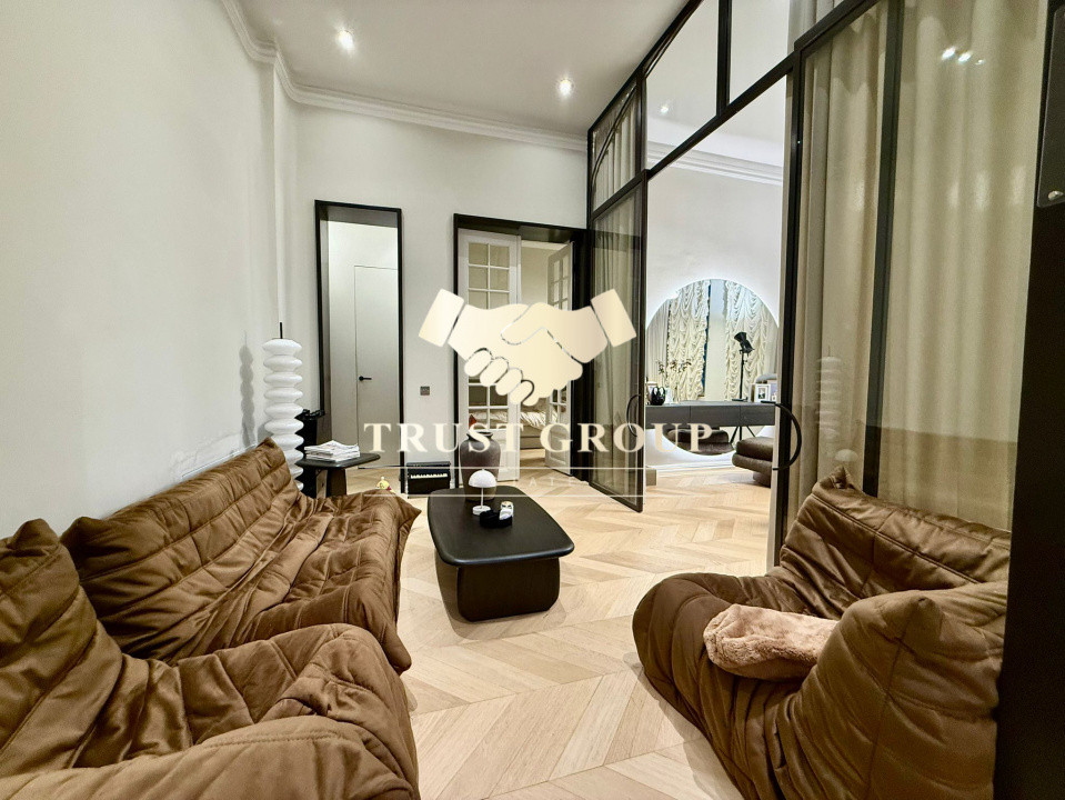 Apartament de lux cu design contemporan în vilă interbelică 