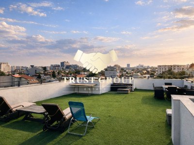 Penthouse 3 camere cu terasă panoramica