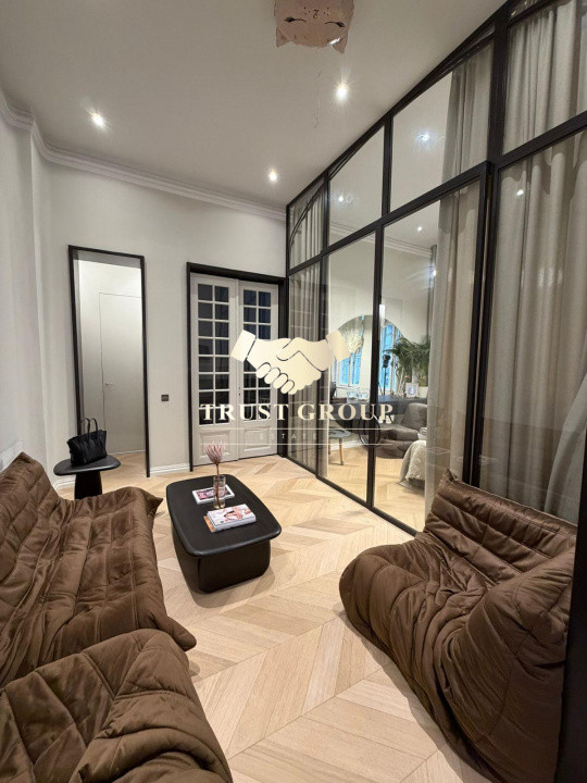 Apartament de lux cu design contemporan în vilă interbelică 