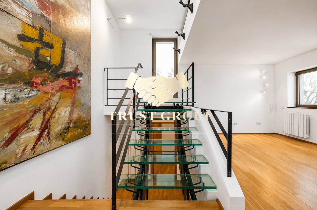 Vila individuala 5 camere | 325 mp | Terasă | garaj | curte proprie