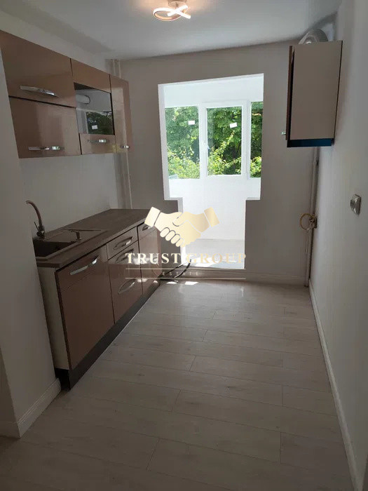 3 camere Auchan Drumul Taberei | Imobil 1978 | 