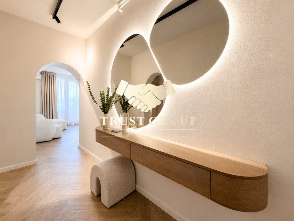 Apartament 3 camere + dressing + loc de parcare Bulevardul Unirii