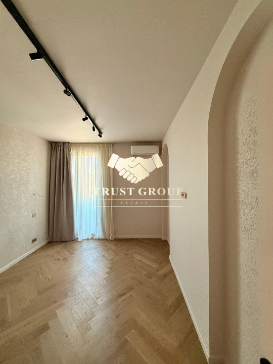 Apartament 3 camere + dressing + loc de parcare Bulevardul Unirii
