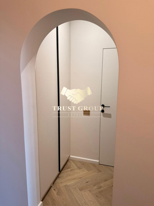 Apartament 3 camere + dressing + loc de parcare Bulevardul Unirii