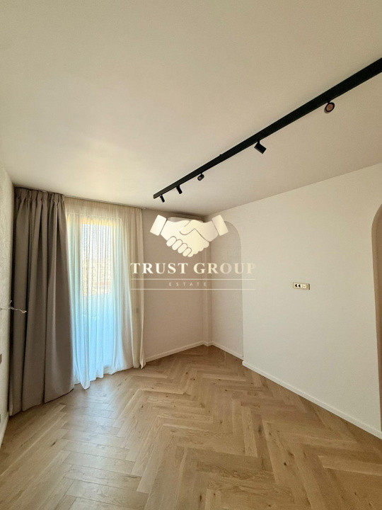 Apartament 3 camere + dressing + loc de parcare Bulevardul Unirii