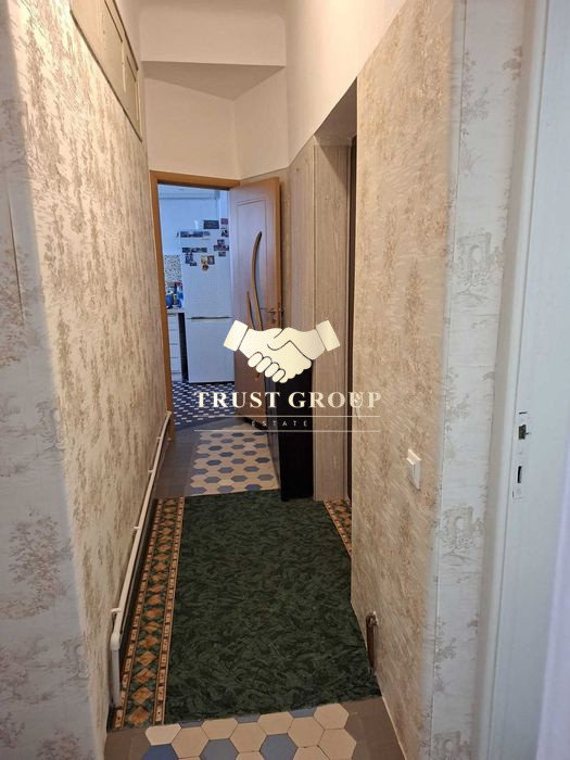 Apartament 4 camere Ultracentral | Imobil fără risc sau Urgenta 