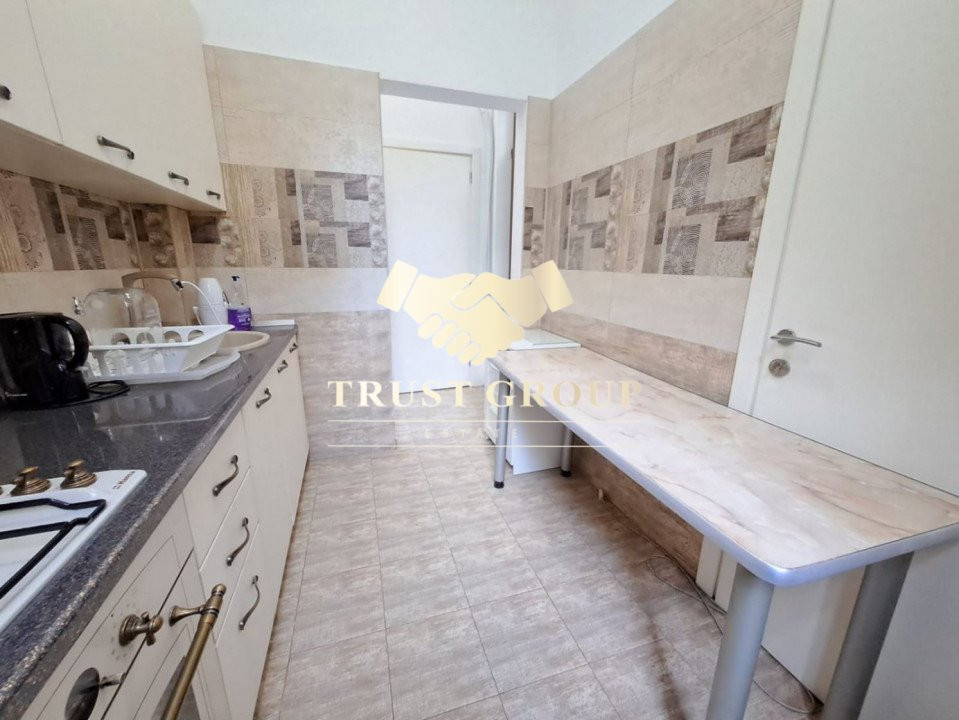 Apartament 3 camere in vila interbelica Piata Romana