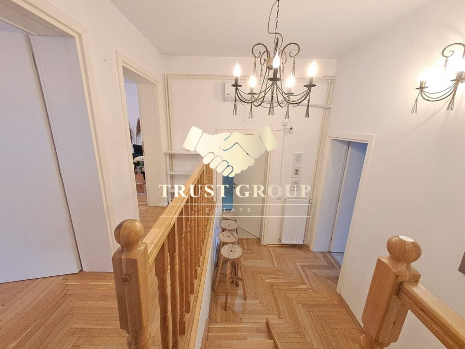 Apartament 3 camere in vila interbelica Piata Romana