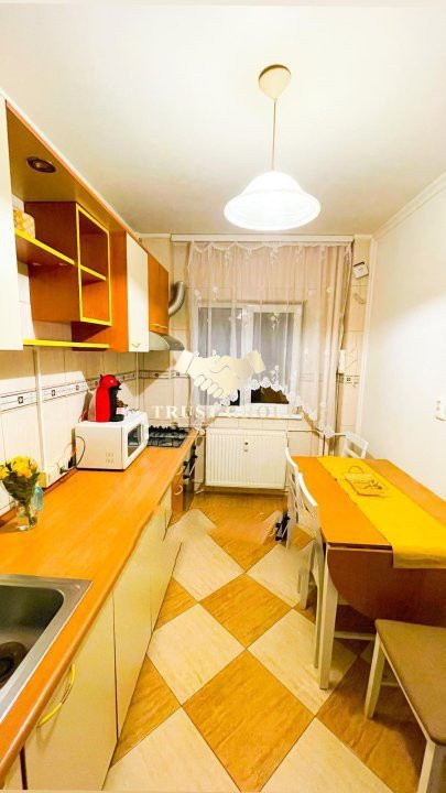 Apartament 2 camere Turda Vedere Spate