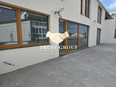 Apartament 3 cu terasa si curte  Domenii