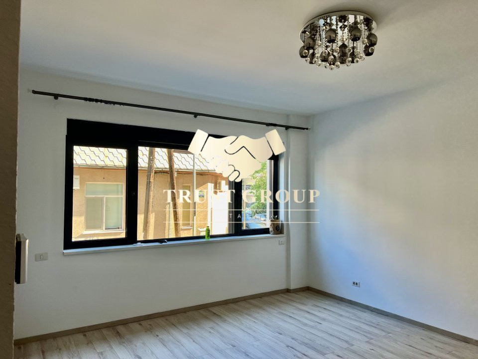 Apartament 6 camere tip duplex P+D -garaj inclus