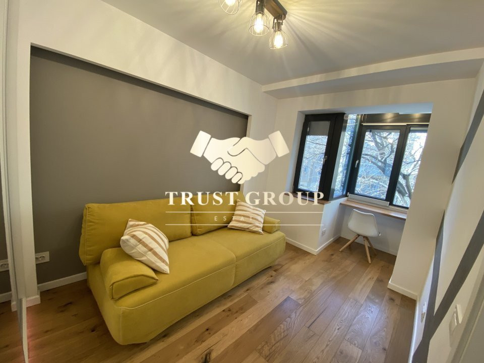 Bucură-te de Refined Living - Apartament Complet Renovat și Mobilat || Garaj || 