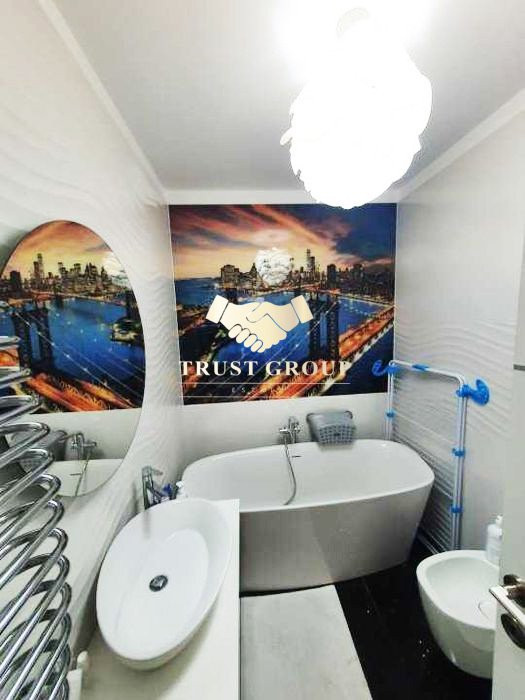 Apartament 3 camere Central Park 