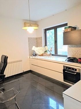 Apartament 2-3 camere Primăverii 