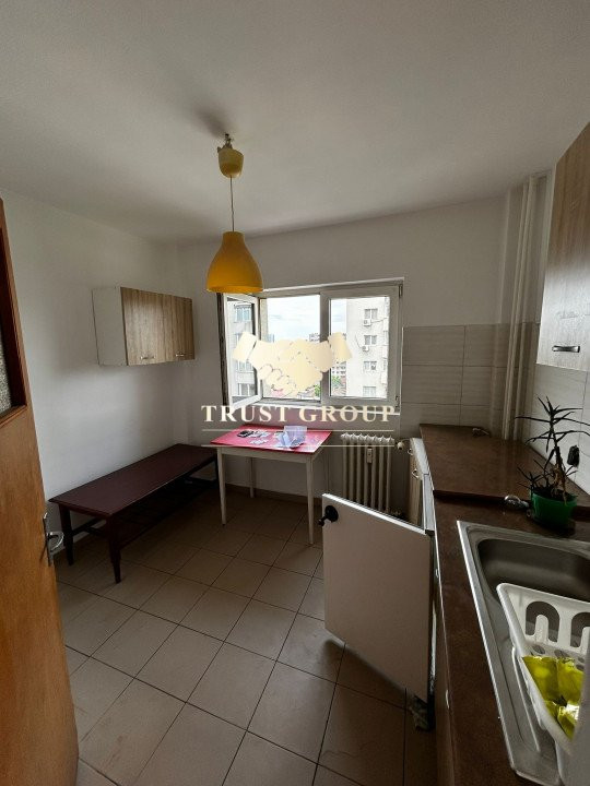 Apartament 3 camere Stefan cel Mare