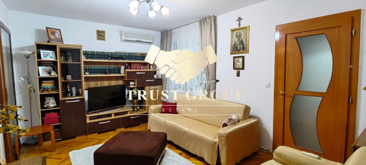 Apartament 3 camere zona Ferdinand I