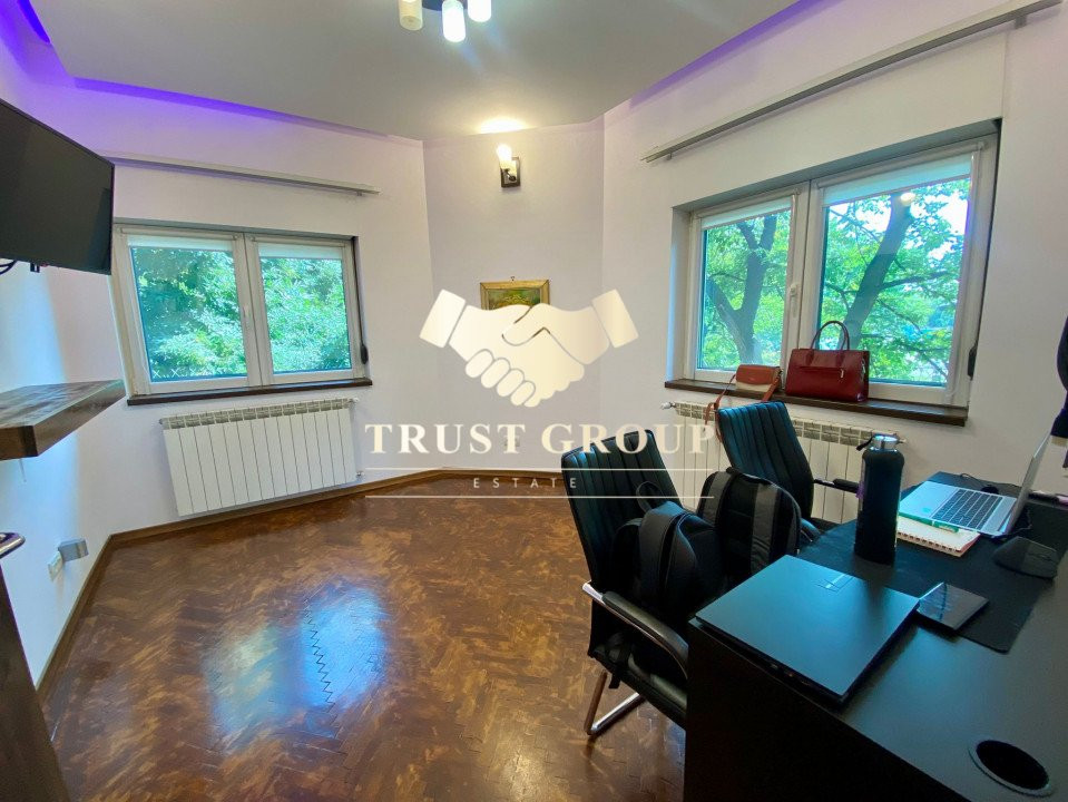 Renovat-Apartament 3 camere Primăverii