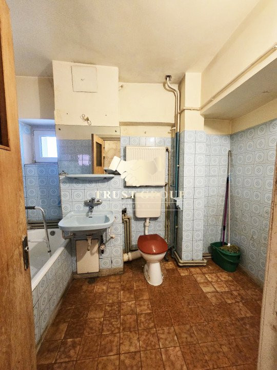 | Centrala proprie | Dacia-Apartament 4 camere  -1982 