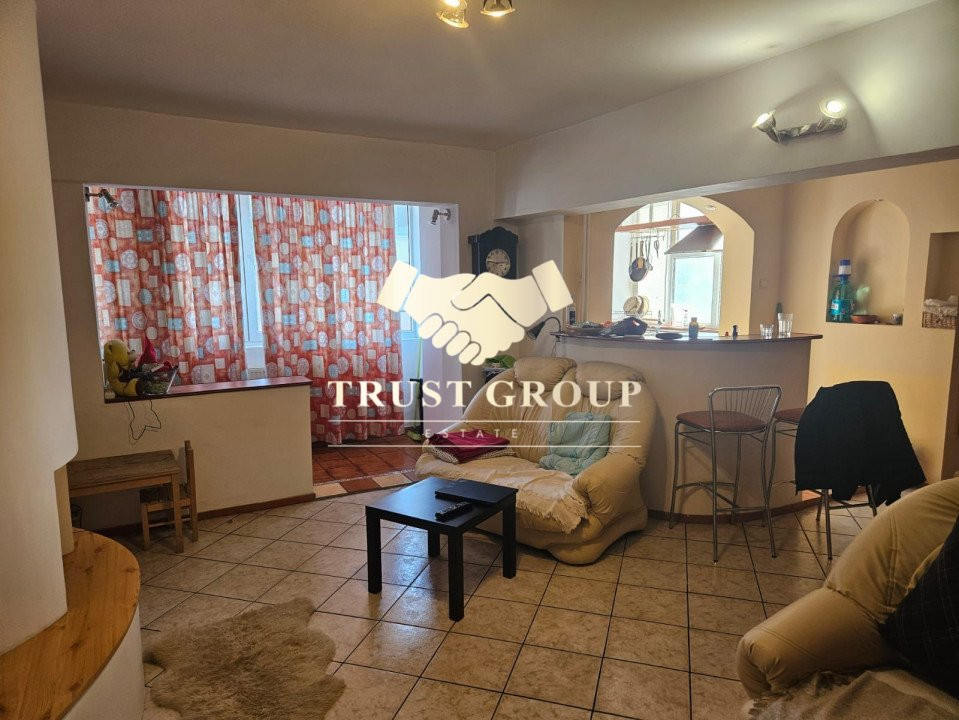 Apartament 3 camere Victoriei-Titulescu -Vedere  Spate 