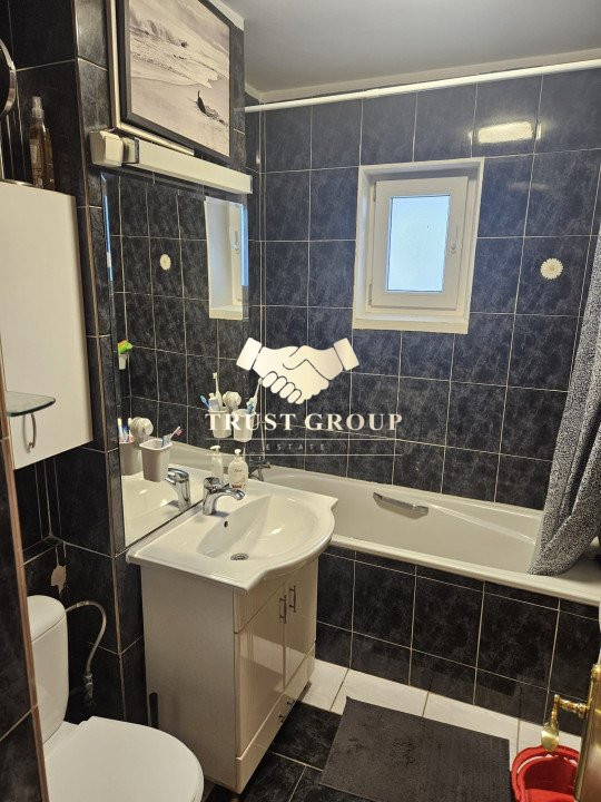 Apartament 3 camere Victoriei-Titulescu -Vedere  Spate 
