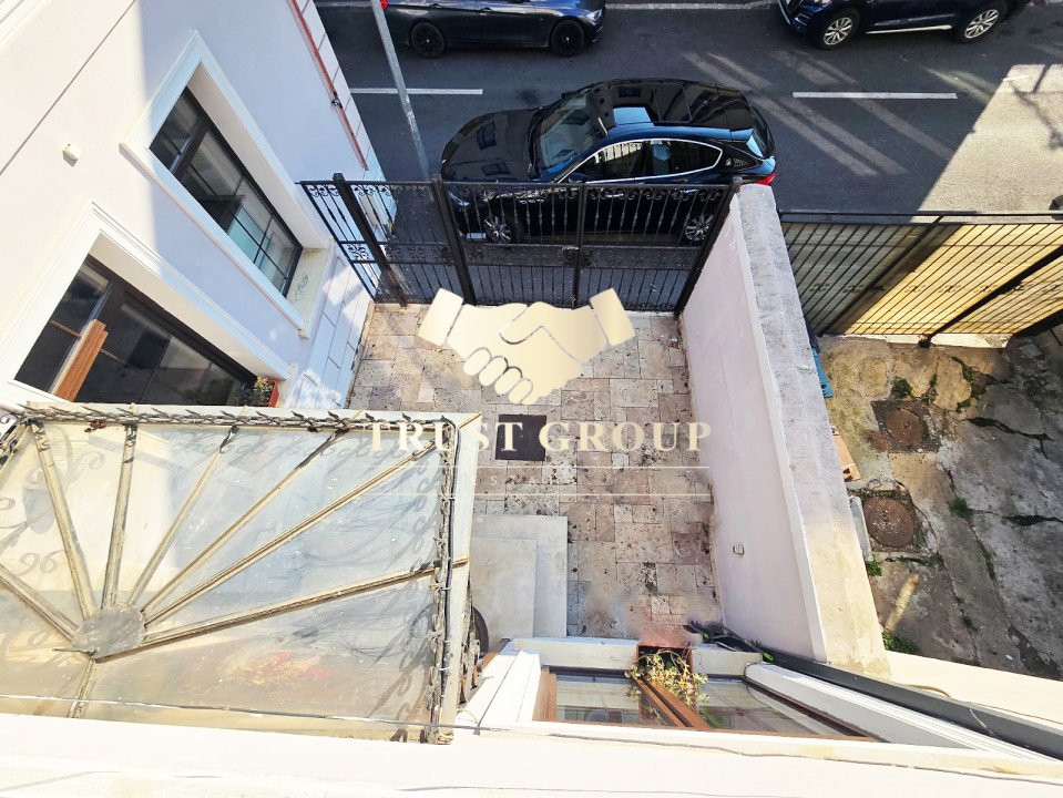  Bijuterie Istorica Cismigiu -  Birou de Prestigiu sau Resedinta