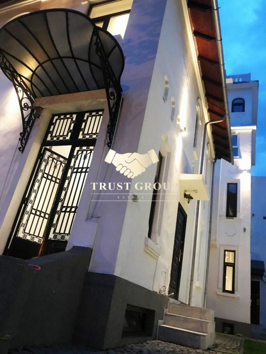  8 camere Kiseleff 100mp curte libera Vila D+P+2E+M