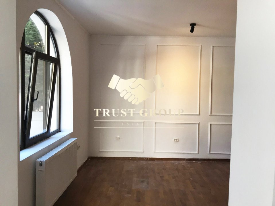  8 camere Kiseleff 100mp curte libera Vila D+P+2E+M