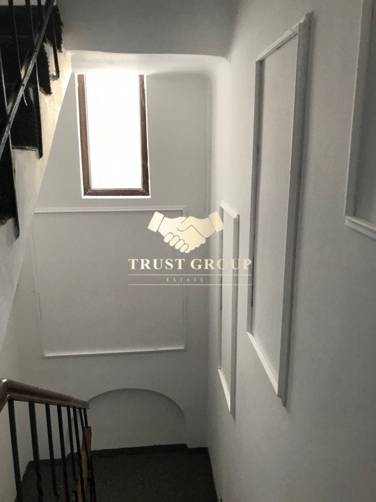  8 camere Kiseleff 100mp curte libera Vila D+P+2E+M