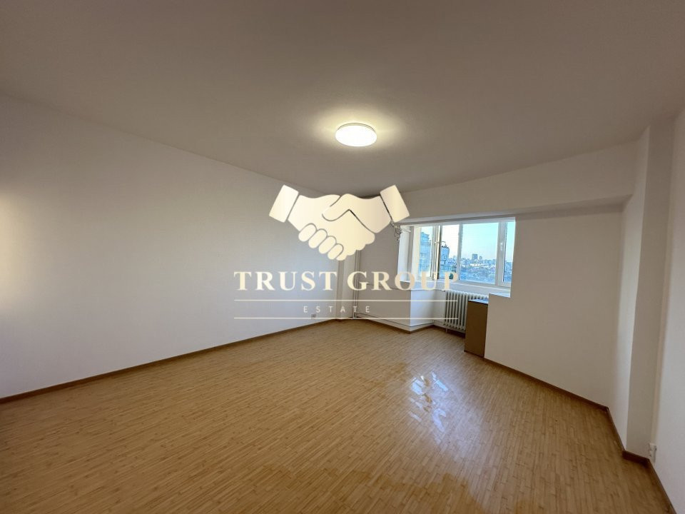 Penthouse  6 camere, terasă, 160 mp utili, Rond Piata Alba Iulia