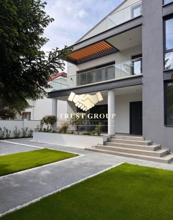  Vila Exclusivistă – 8 Camere, 600 mp Utili, Finalizată în 2025