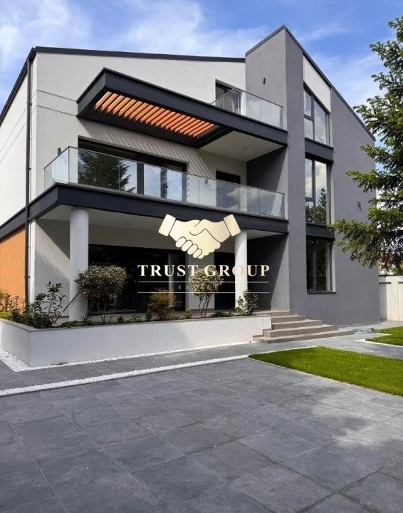  Vila Exclusivistă – 8 Camere, 600 mp Utili, Finalizată în 2025