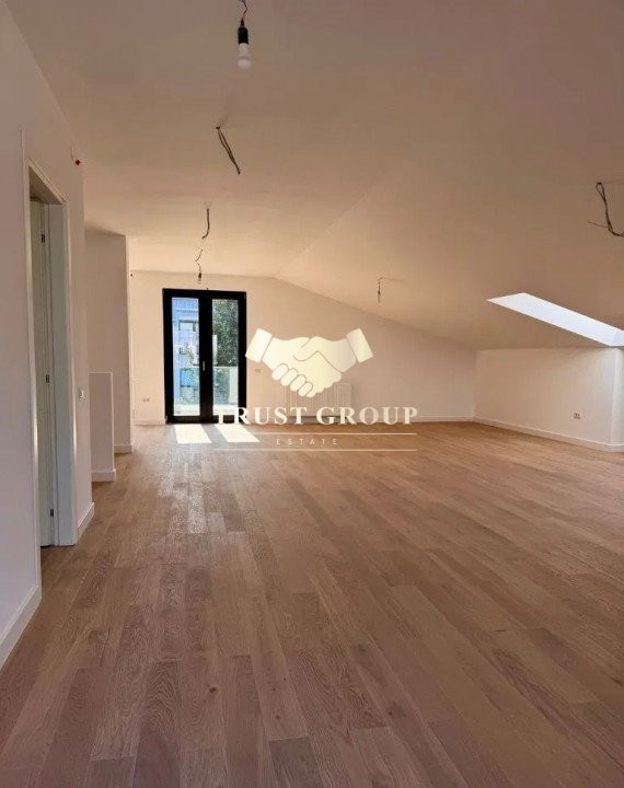  Vila Exclusivistă – 8 Camere, 600 mp Utili, Finalizată în 2025