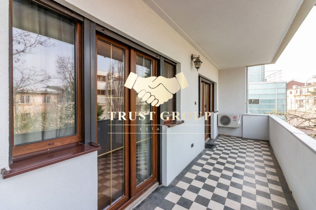 Apartament cu 4 camere de vânzare Aviatorilor/Aleea Modrogan